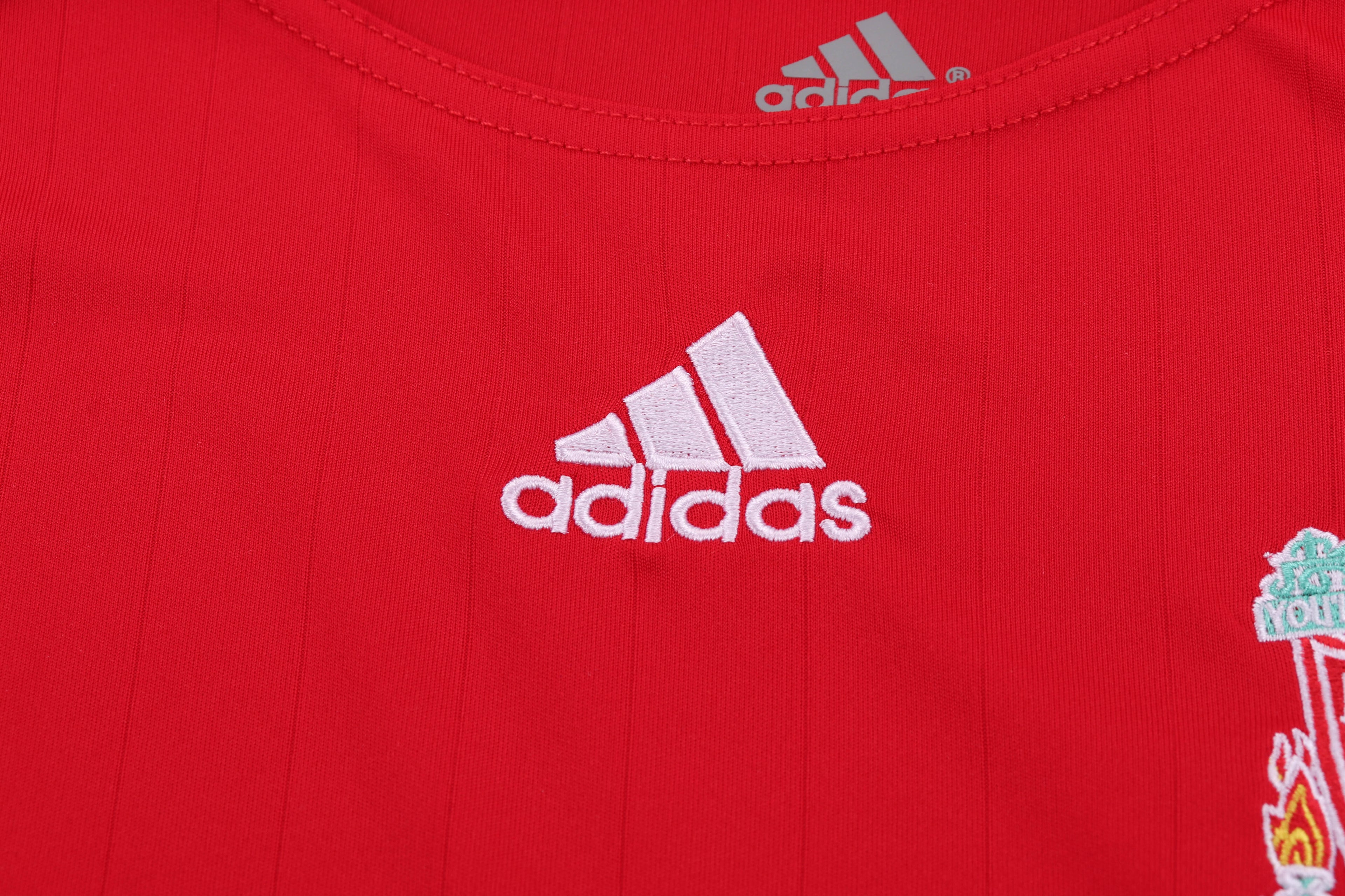 Liverpool - Home - 2007/09 - Kids - Retro