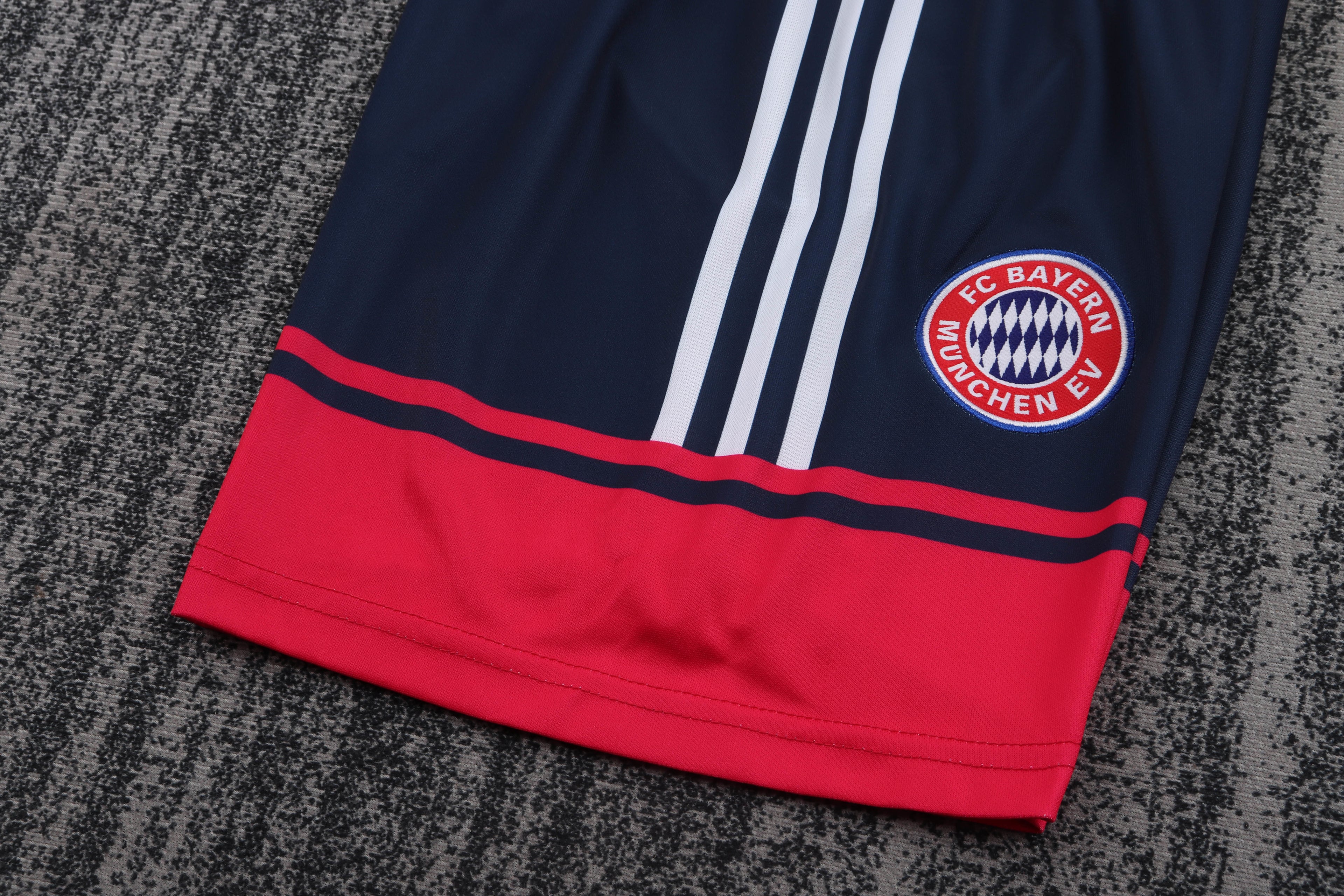 Bayern Munich - Away - 1997/99 - Kids
