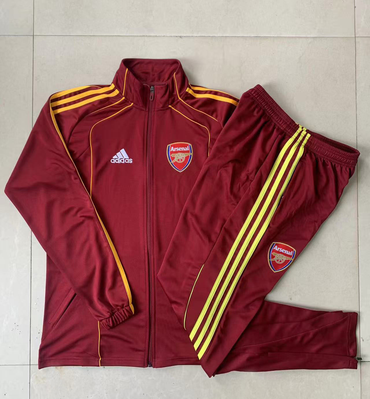 Arsenal - Tracksuit 3 - Adults