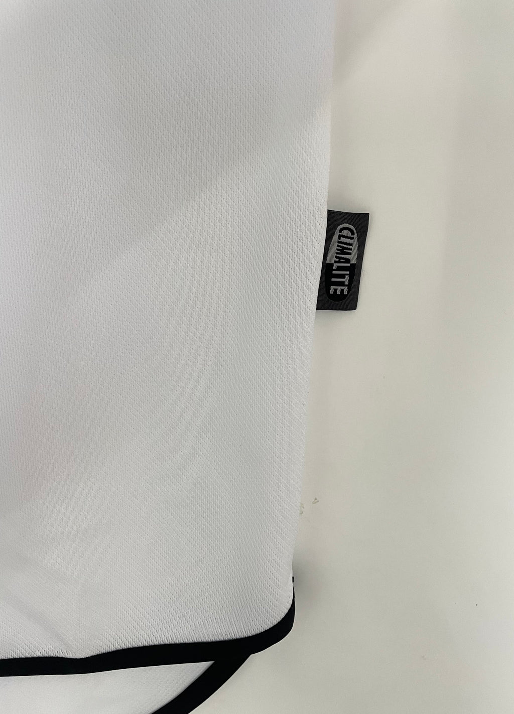 Newcastle United - Away - 1999-00 - Retro - Adults