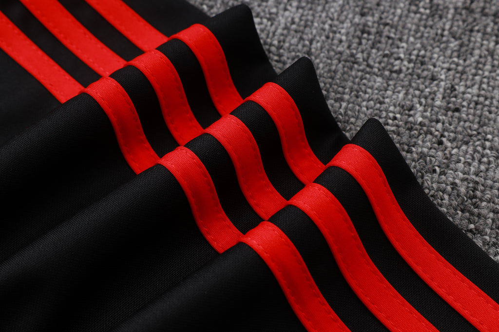 Liverpool - Tracksuit - Halfzip - Adults