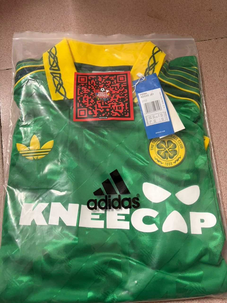 Kneecap - Special Edition - Celtic - Adults